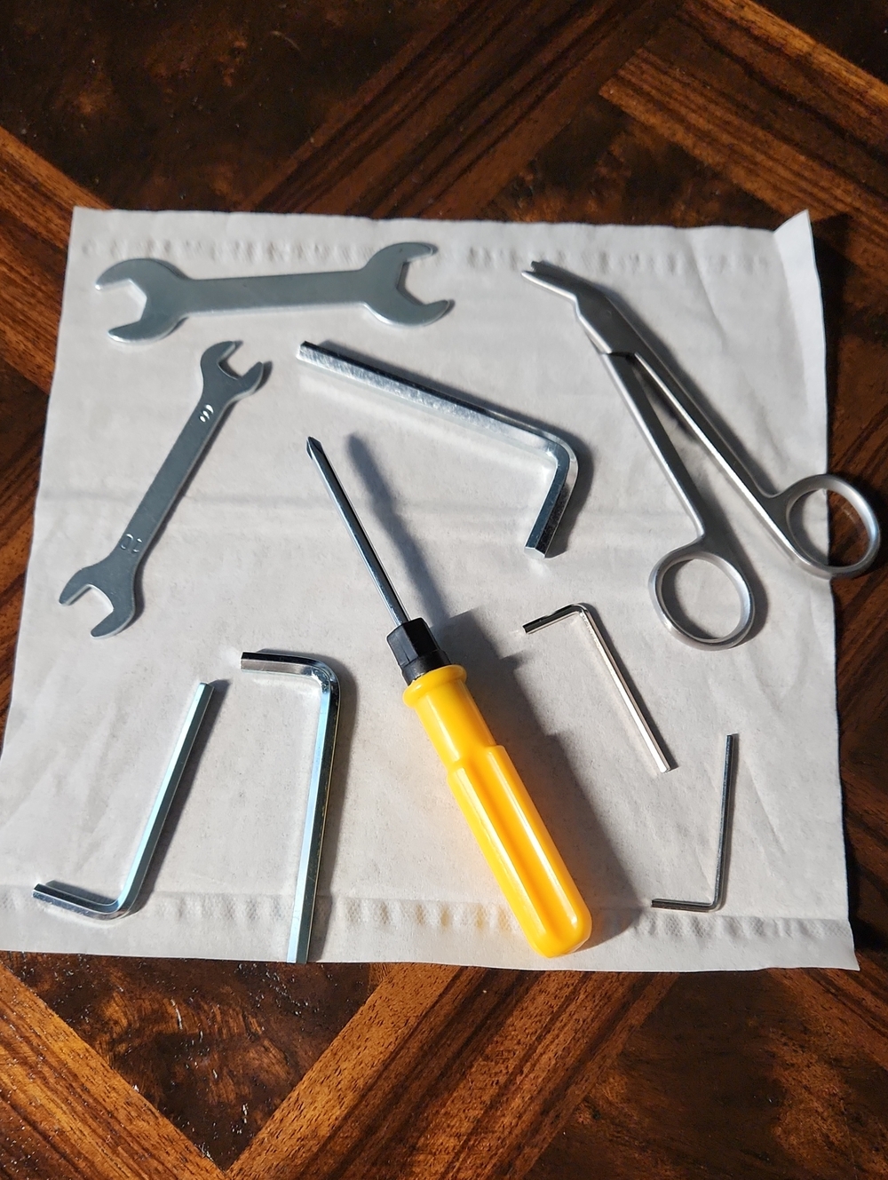 NEW Tools Allen Wrench Flat Wrenches Phillips Screwdriver Wire Cutting Scissors
